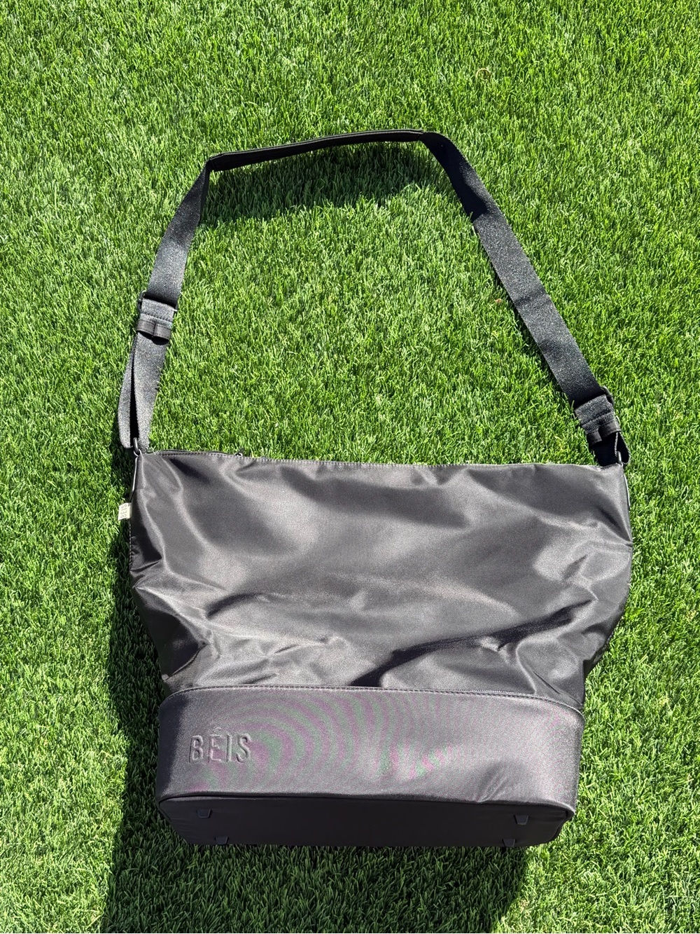 BEIS crescent weekender in black